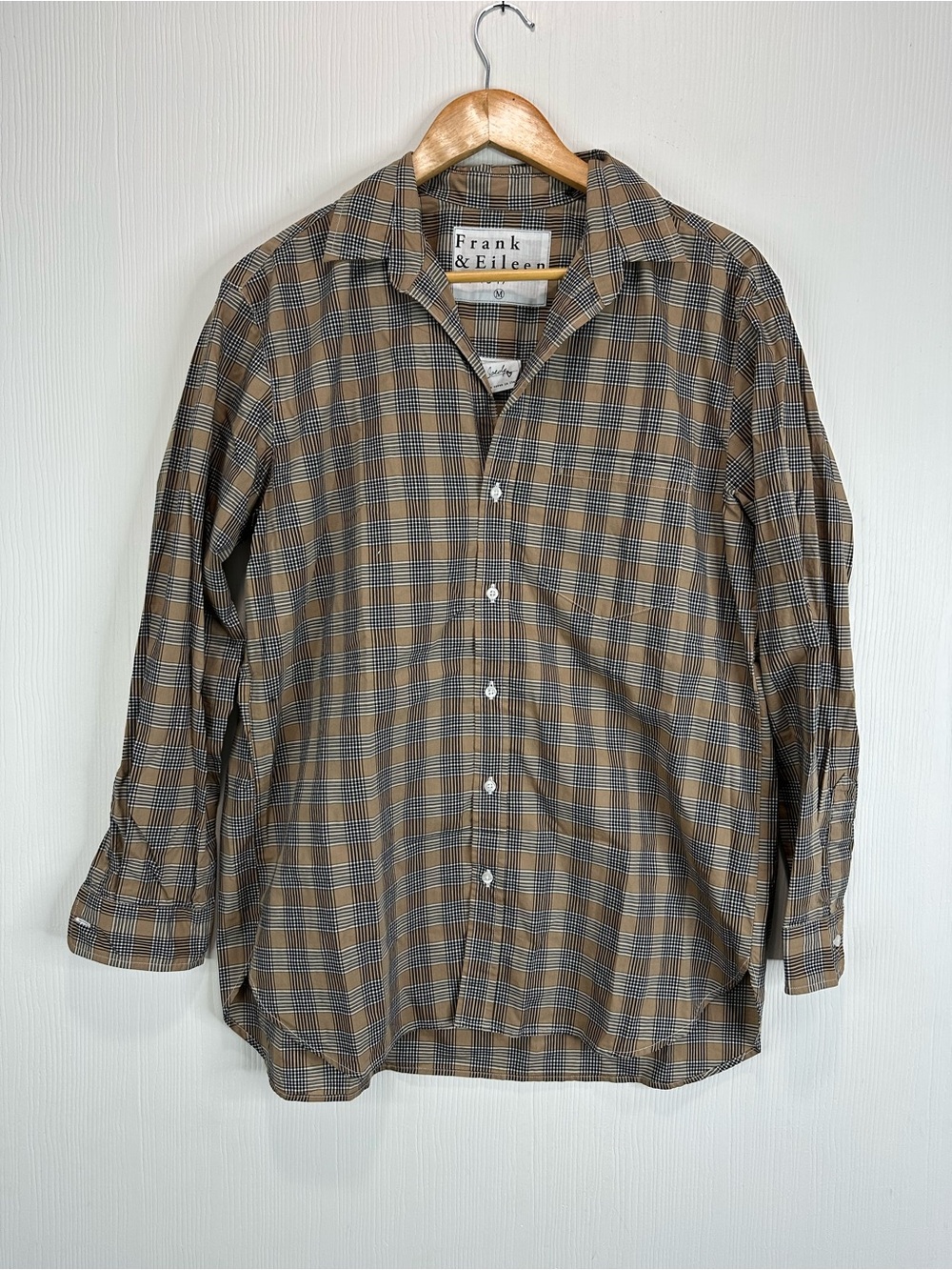 Frank & Eileen Tan and Black jodey Plaid Button-Up Shirt - Picture 2 of 9